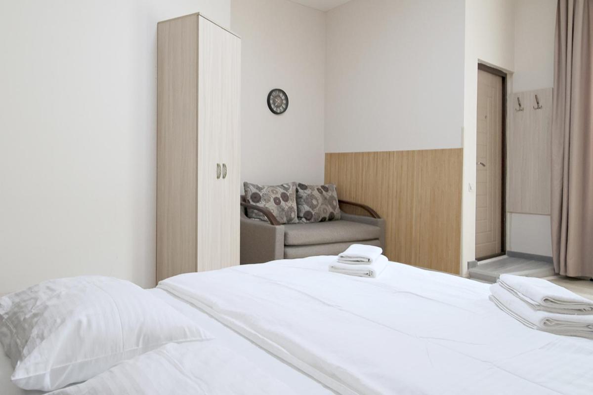 Buk Apartments On Doroshenka 25 Lviv Luaran gambar
