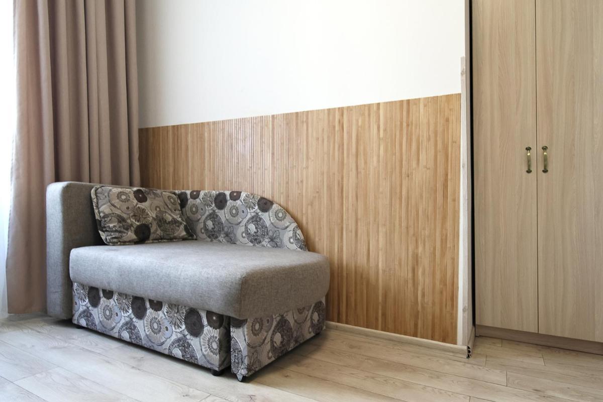 Buk Apartments On Doroshenka 25 Lviv Luaran gambar